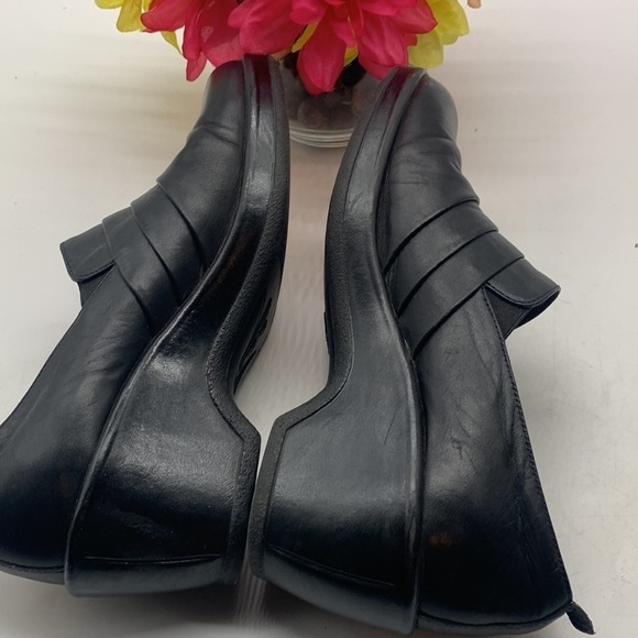 Dansko Black Leather Heeled Loafer Sz 8 /38. DAN0214A - Picture 6 of 12